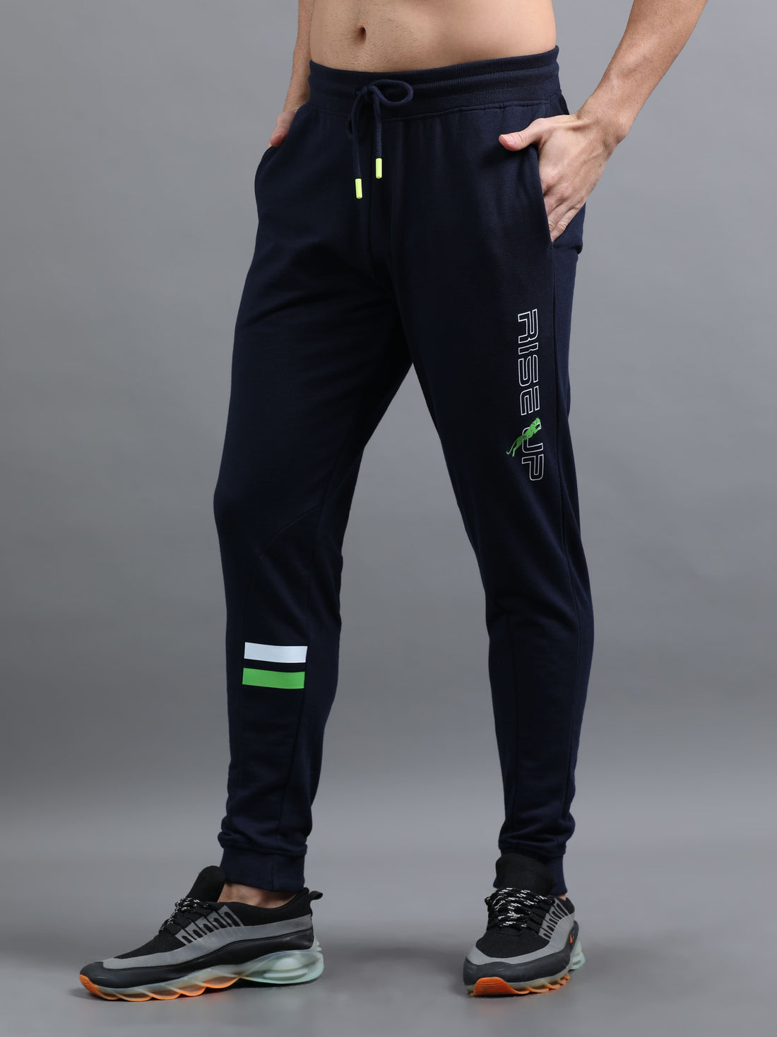 comfortable joggers for travel and office use