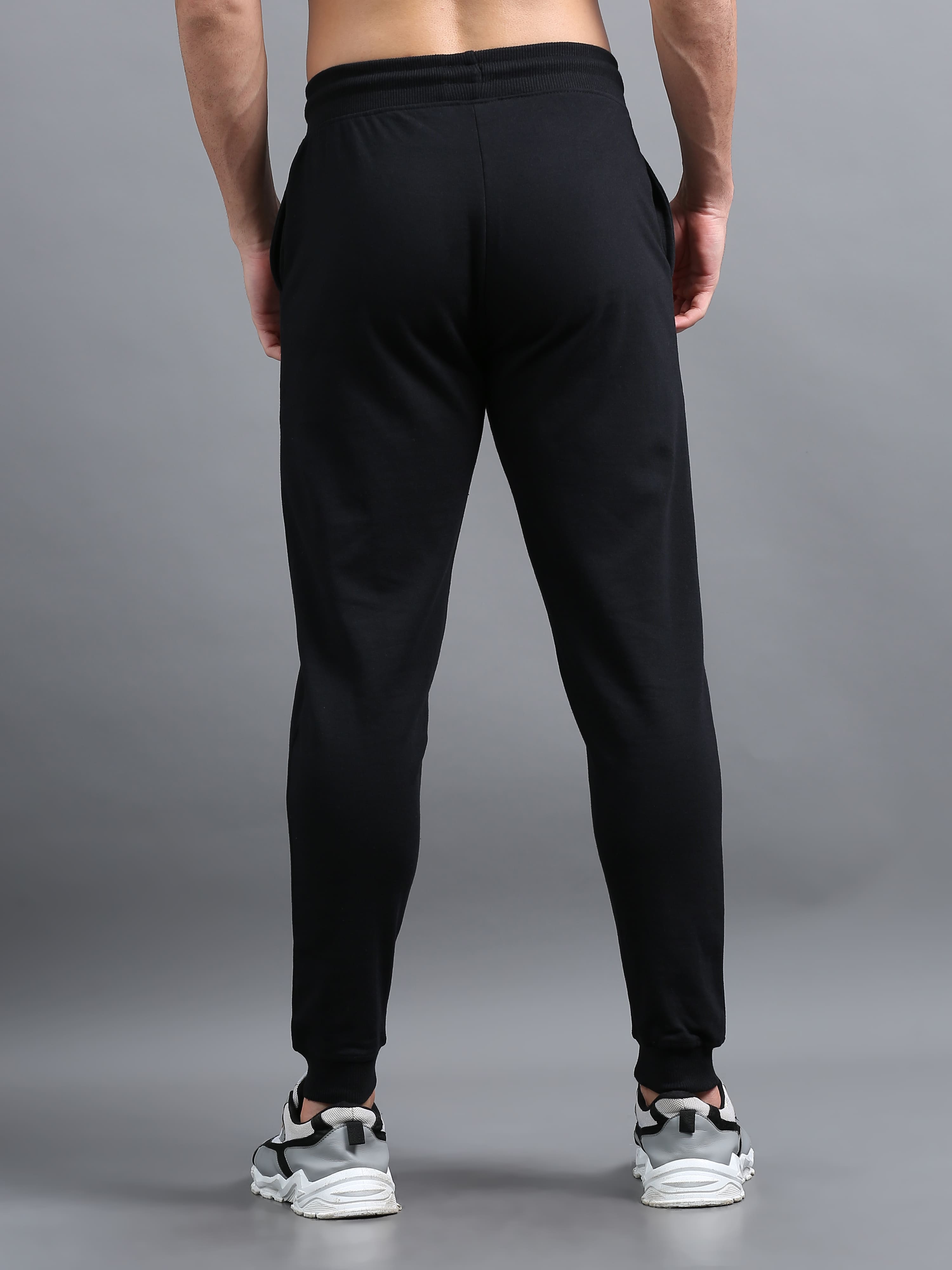 ARDEUR ZEAL IN YOU Men Black Printed Mid-Rise Joggers