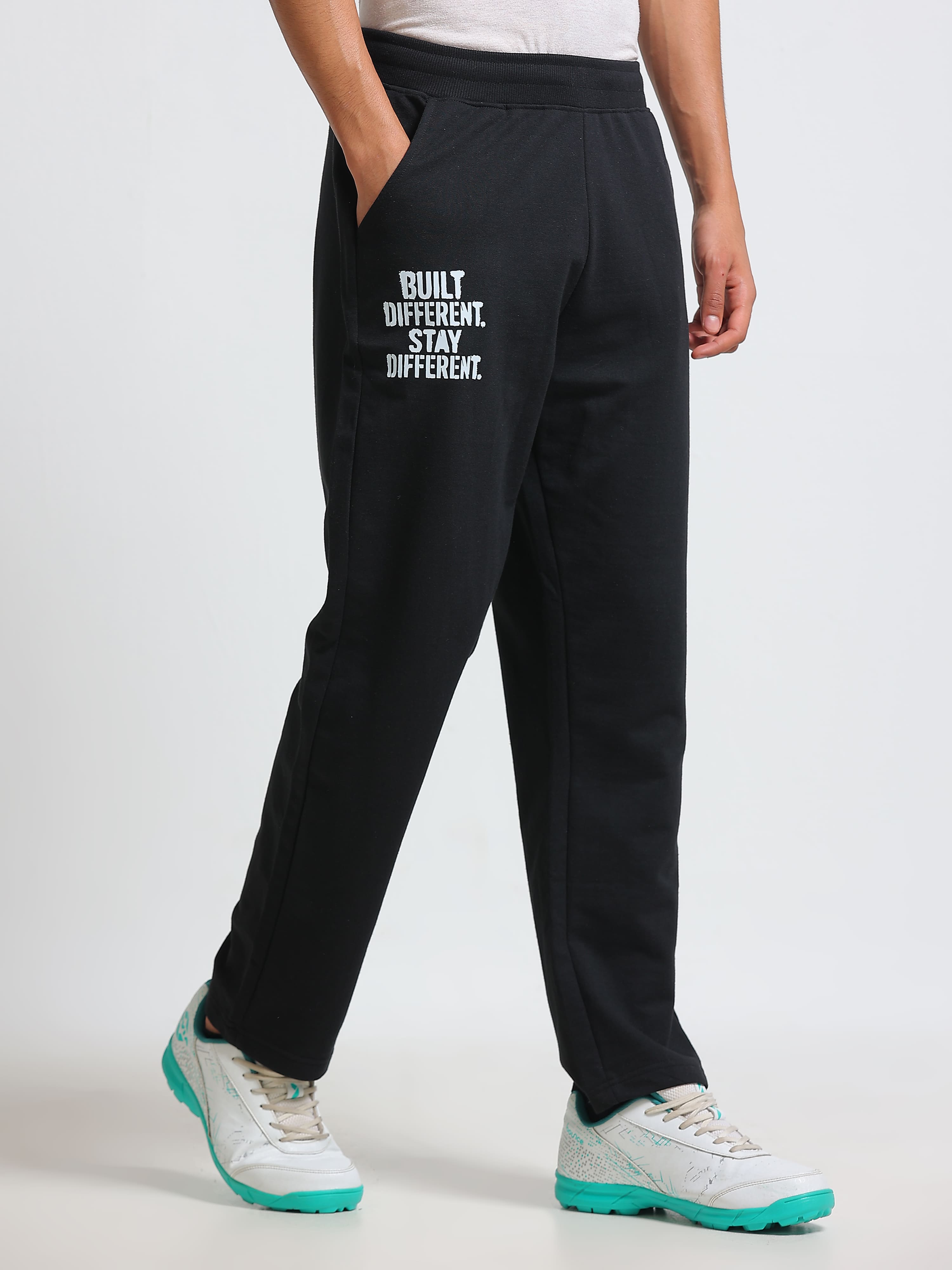 ARDEUR ZEAL IN YOU Men's Regular Fit Blend Track Pants - Black