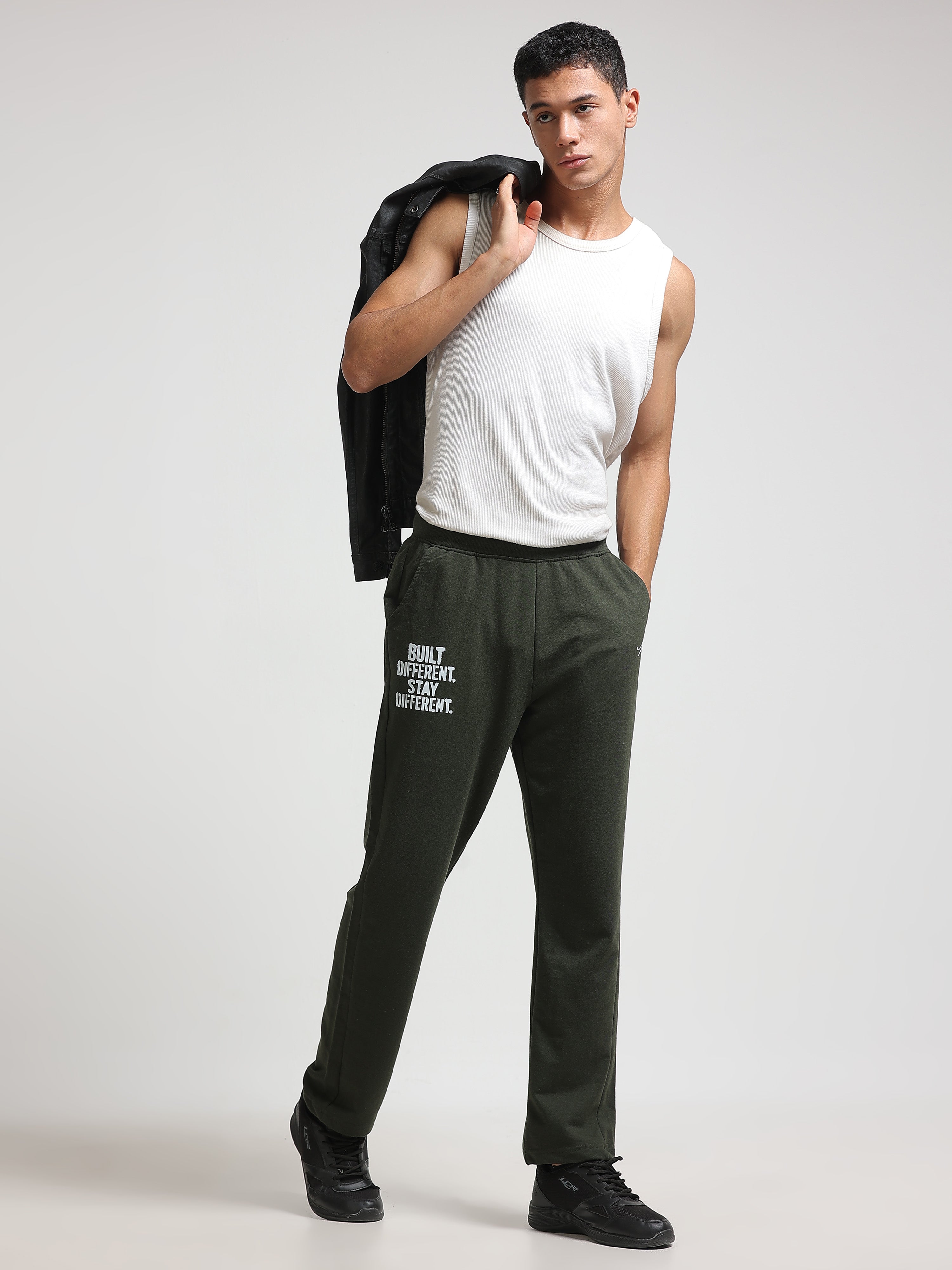 ARDEUR ZEAL IN YOU Men's Regular Fit Blend Track Pants - Olive