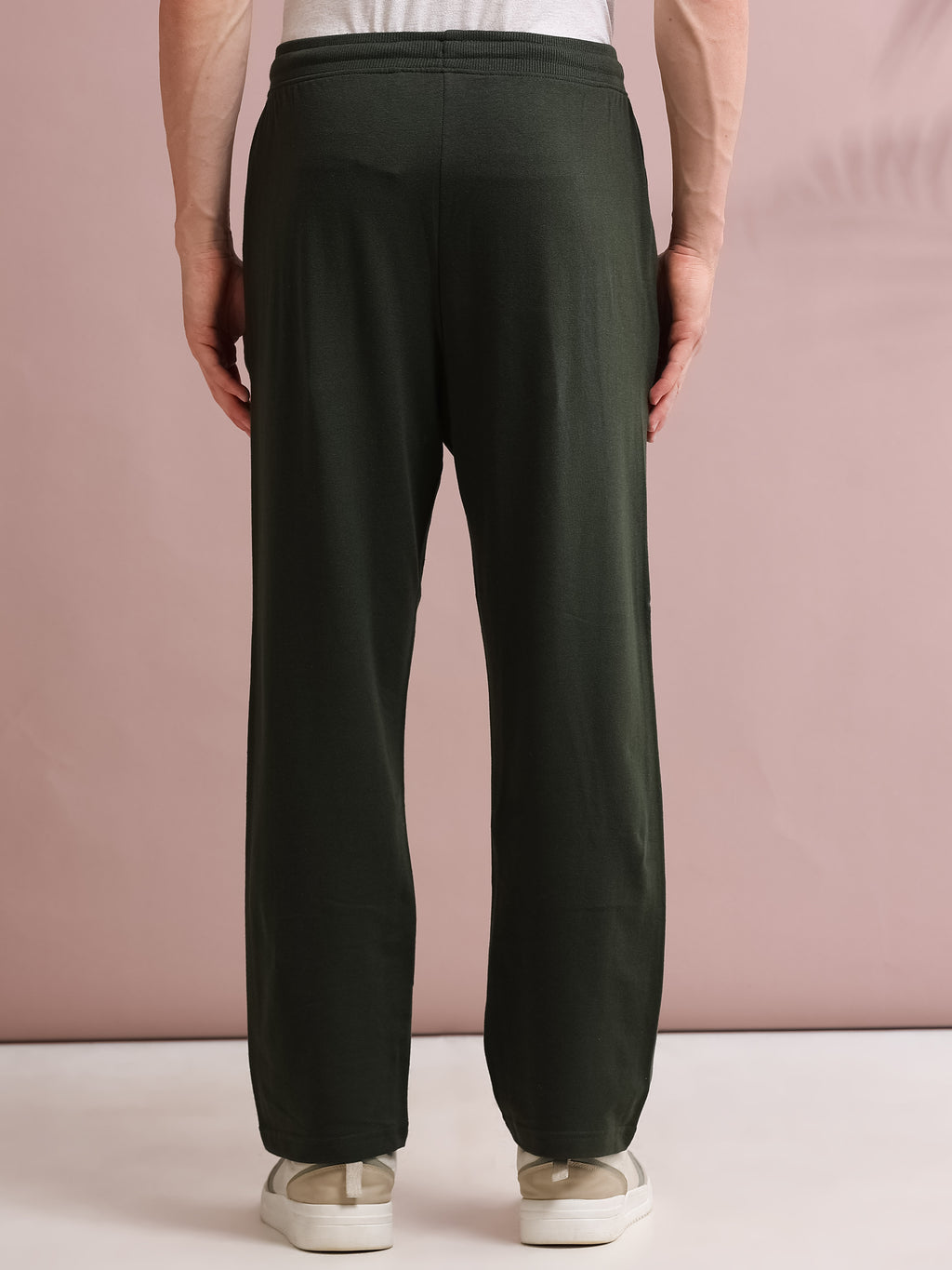 ARDEUR STREETZ Men's Relaxed Fit Cotton Blended Track Pants - Olive