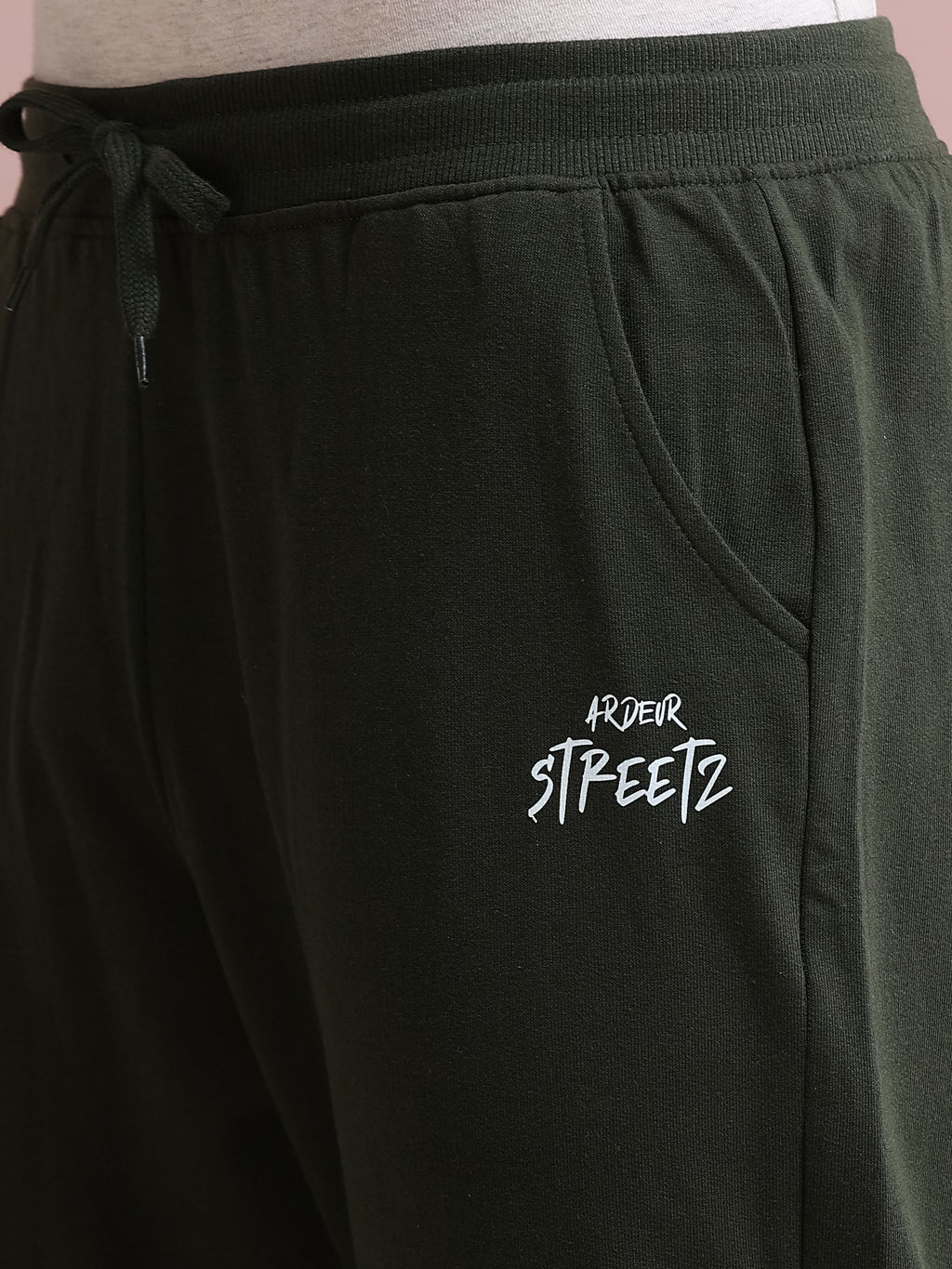 ARDEUR STREETZ Men's Relaxed Fit Cotton Blended Track Pants - Olive