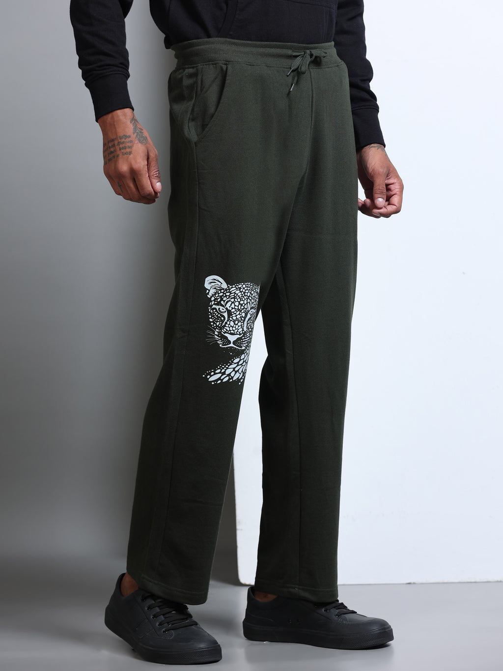 ARDEUR Men's Relaxed Fit Printed Track Pants - Olive