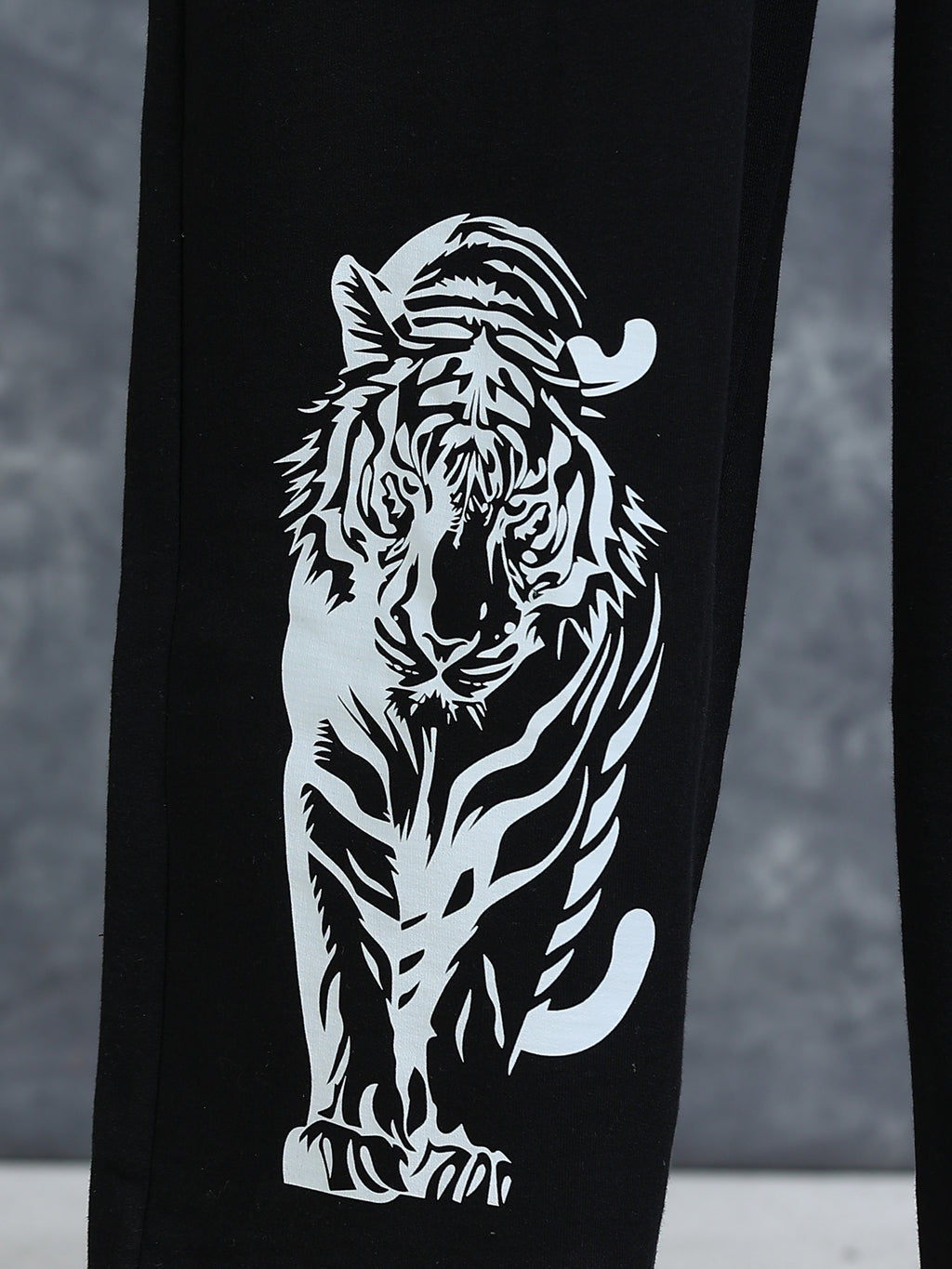ARDEUR Men Black Cotton Blend Tiger Printed Baggy Fit Track Pants