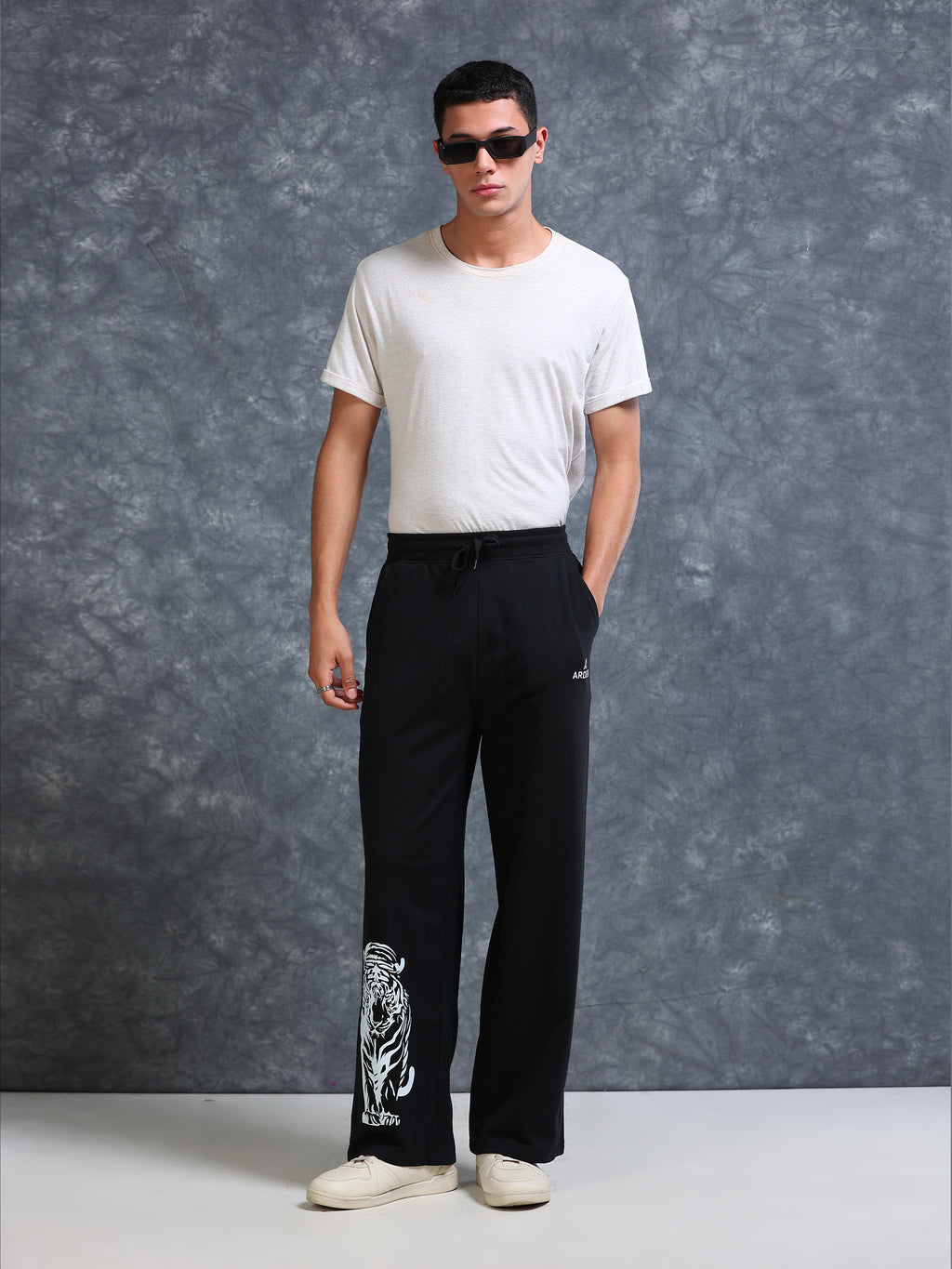 ARDEUR Men Black Cotton Blend Tiger Printed Baggy Fit Track Pants