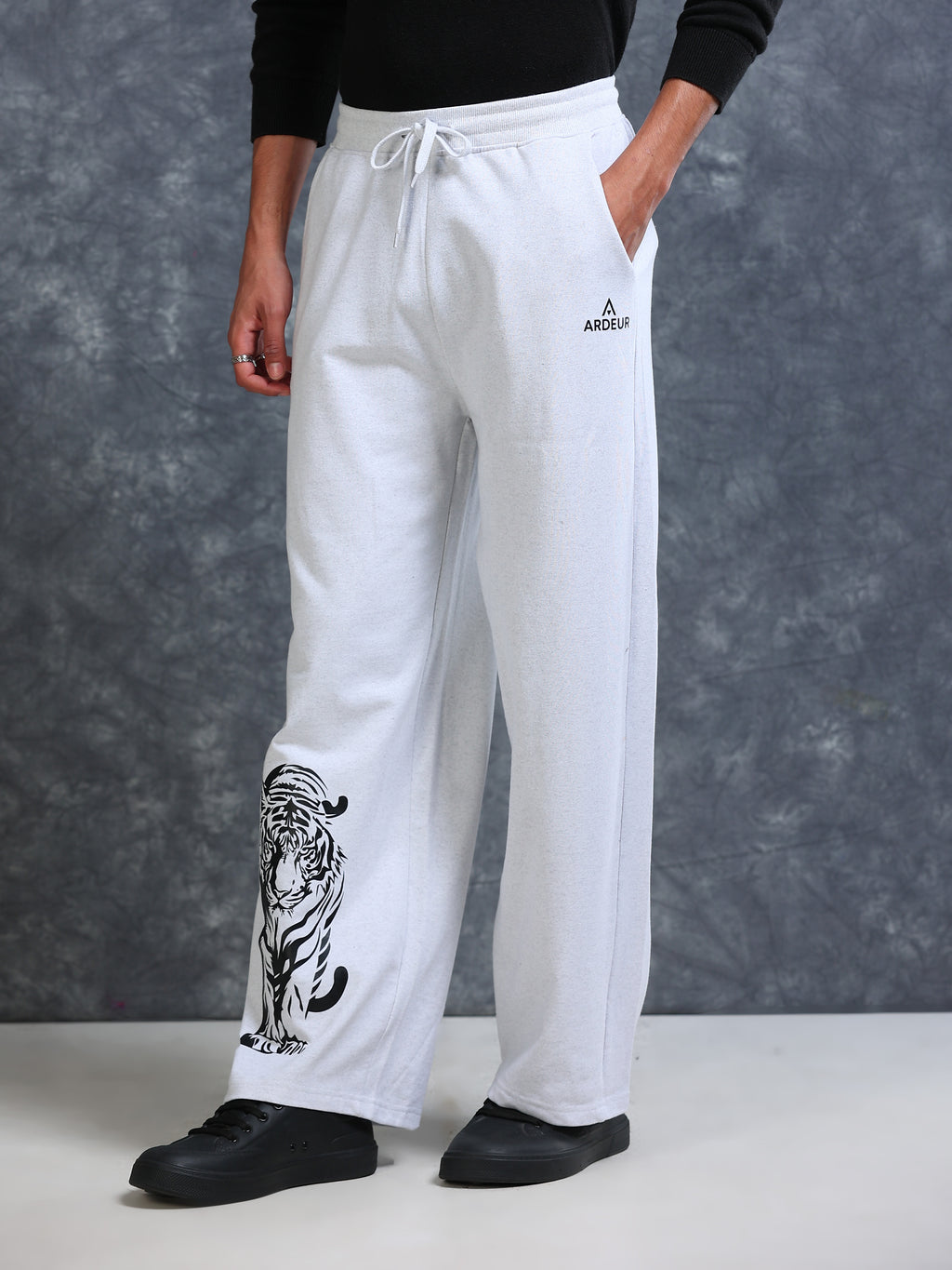 ARDEUR Men White Melange Cotton Blend Tiger Printed Baggy Fit Track Pants