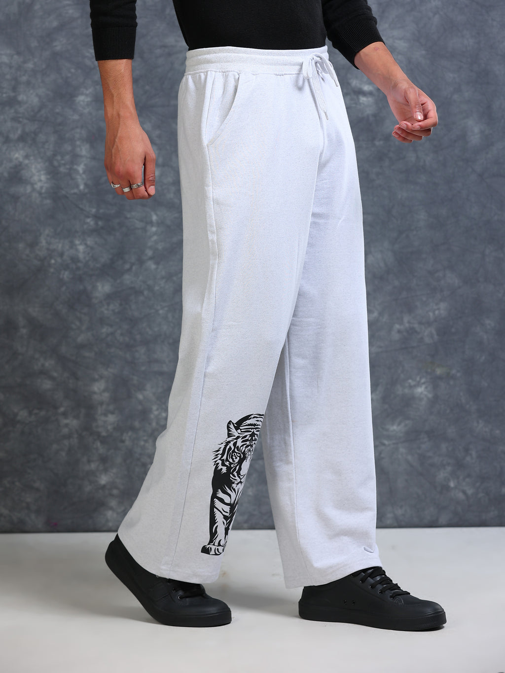 ARDEUR Men White Melange Cotton Blend Tiger Printed Baggy Fit Track Pants