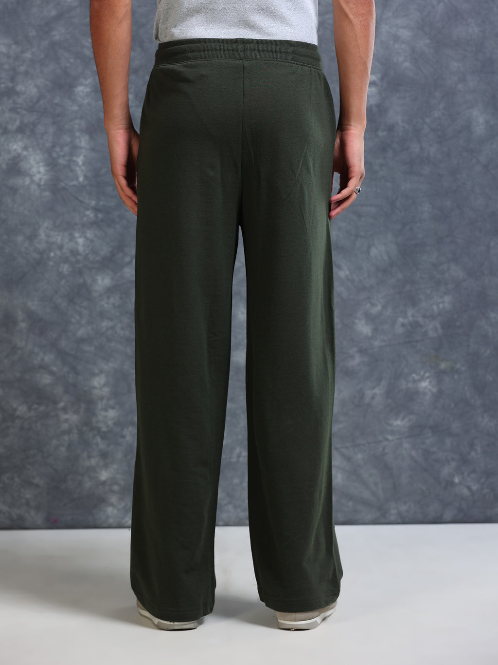ARDEUR Men Olive Cotton Blend Nature Printed Baggy Fit Track Pants