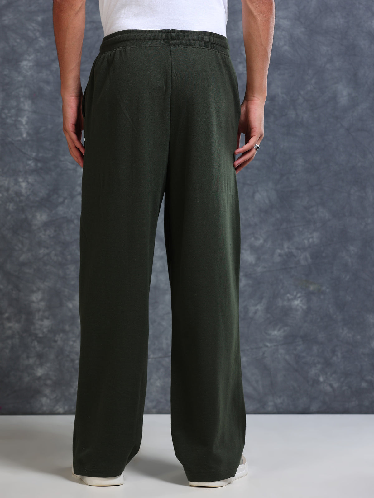ARDEUR Men Olive Cotton Blend Offroader Printed Baggy Fit Track Pants