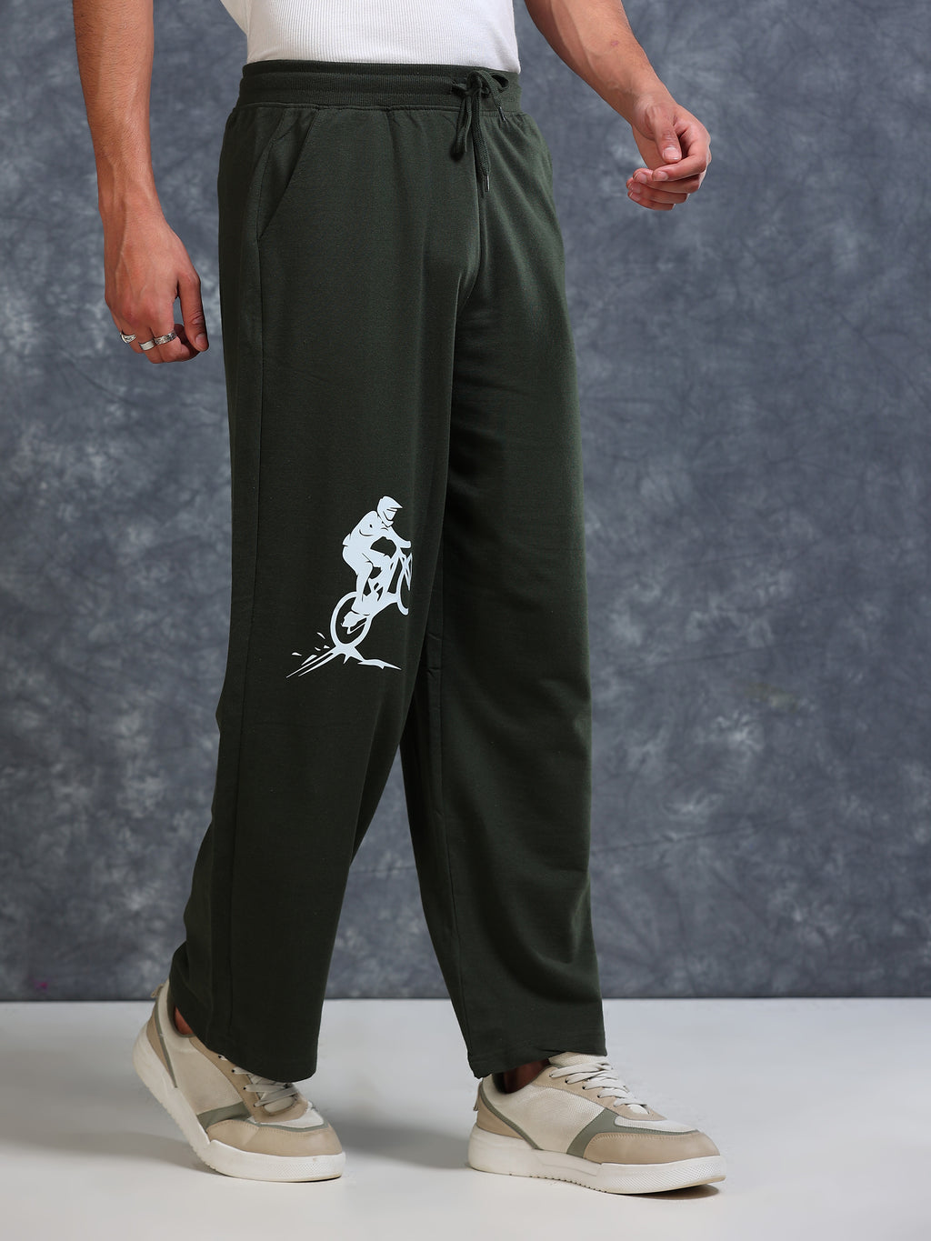 ARDEUR Men Olive Cotton Blend Cyclist Printed Baggy Fit Track Pants