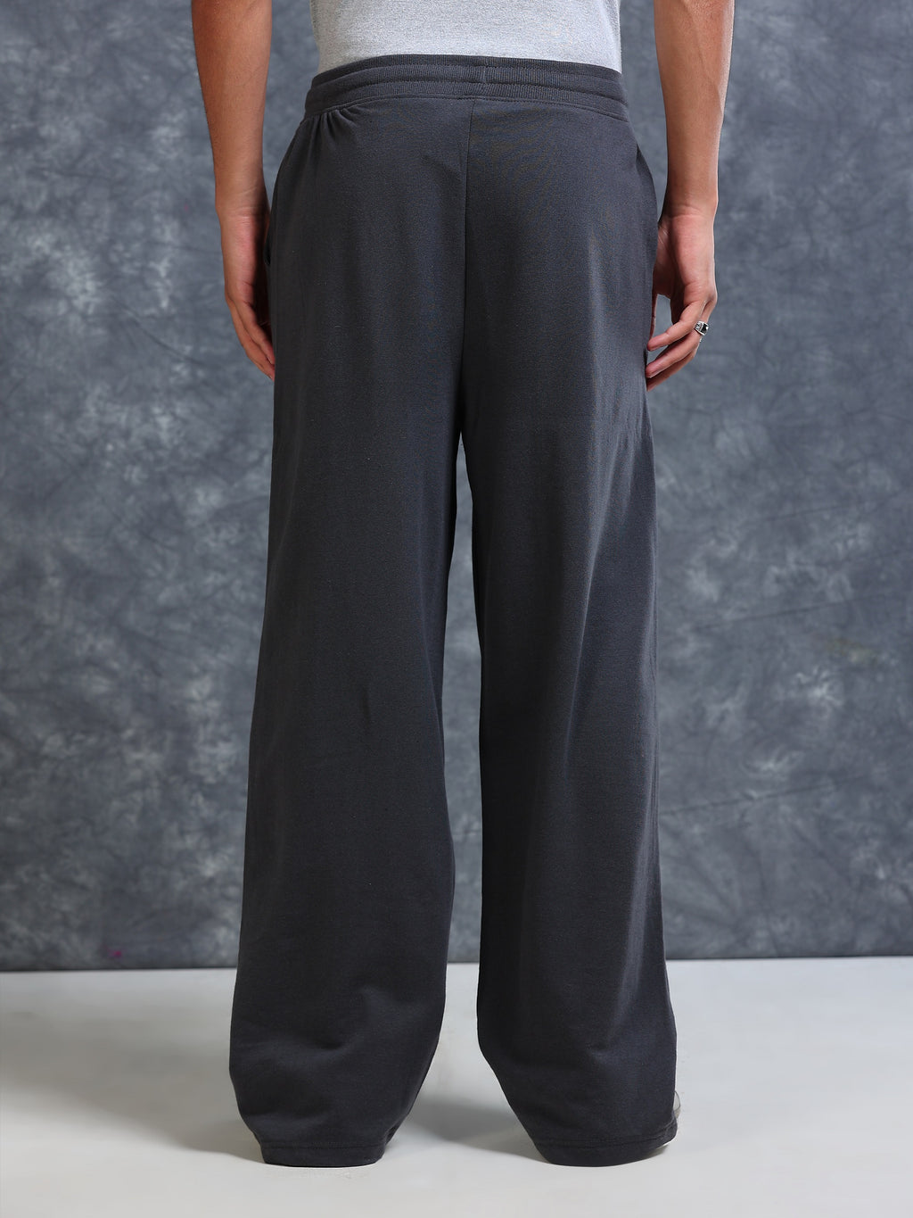 ARDEUR Men Steel Grey Cotton Blend Cyclist Printed Baggy Fit Track Pants