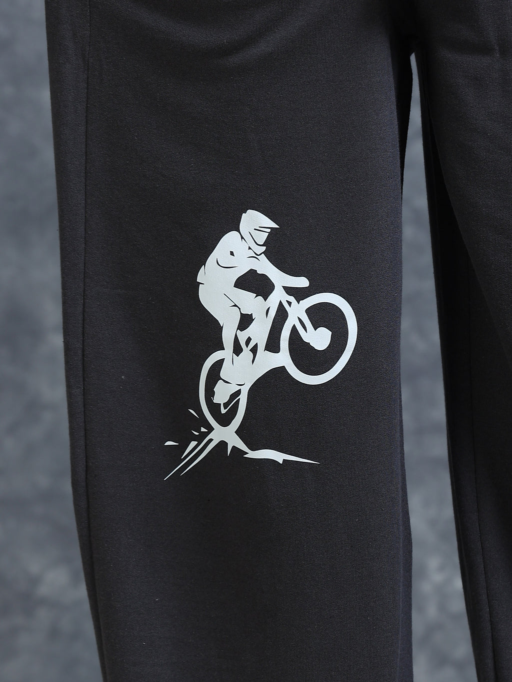 ARDEUR Men Steel Grey Cotton Blend Cyclist Printed Baggy Fit Track Pants