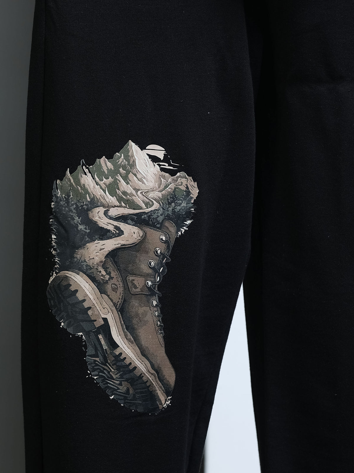 ARDEUR STREETZ Men Black Cotton Blend Mountain Trail Graphic Baggy Fit Track Pants