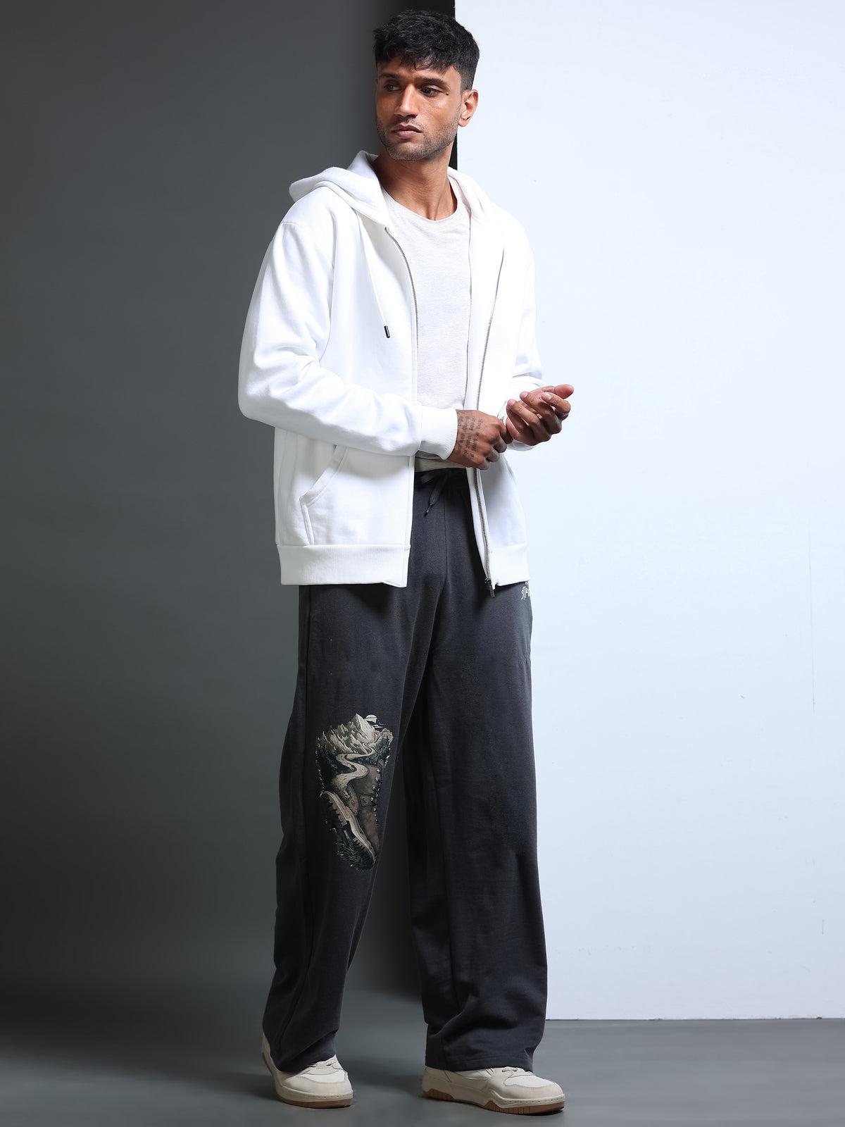 ARDEUR STREETZ Men Steel Grey Cotton Blend Mountain Trail Graphic Baggy Fit Track Pants