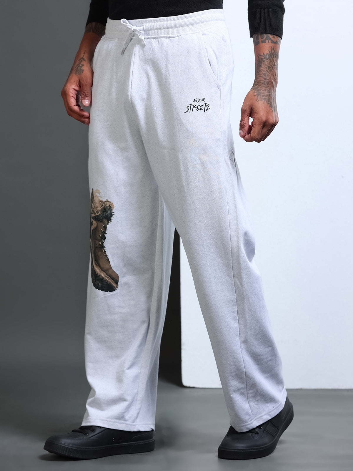 ARDEUR STREETZ Men White Melange Cotton Blend Mountain Trail Graphic Baggy Fit Track Pants