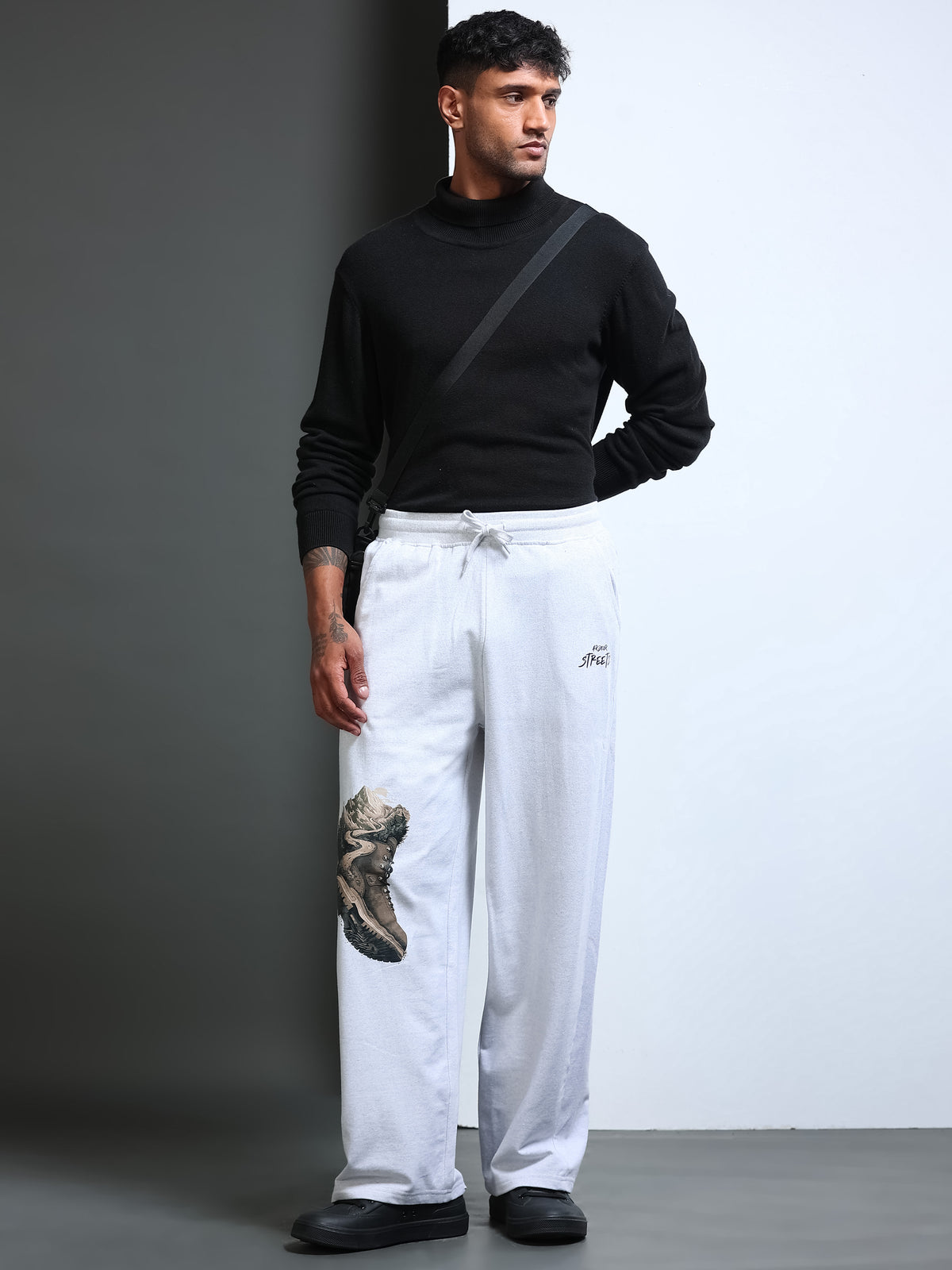 ARDEUR STREETZ Men White Melange Cotton Blend Mountain Trail Graphic Baggy Fit Track Pants