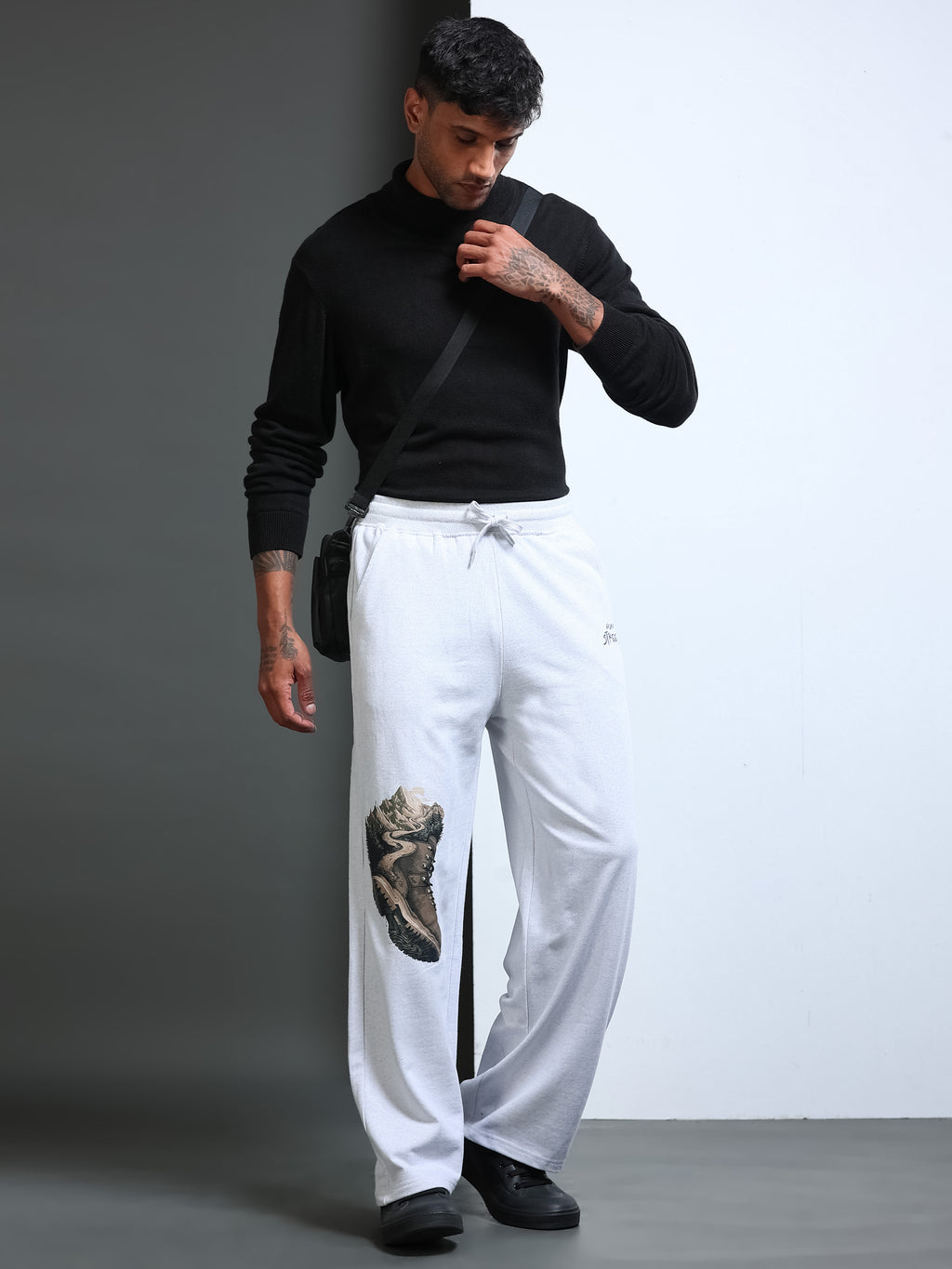 ARDEUR STREETZ Men White Melange Cotton Blend Mountain Trail Graphic Baggy Fit Track Pants