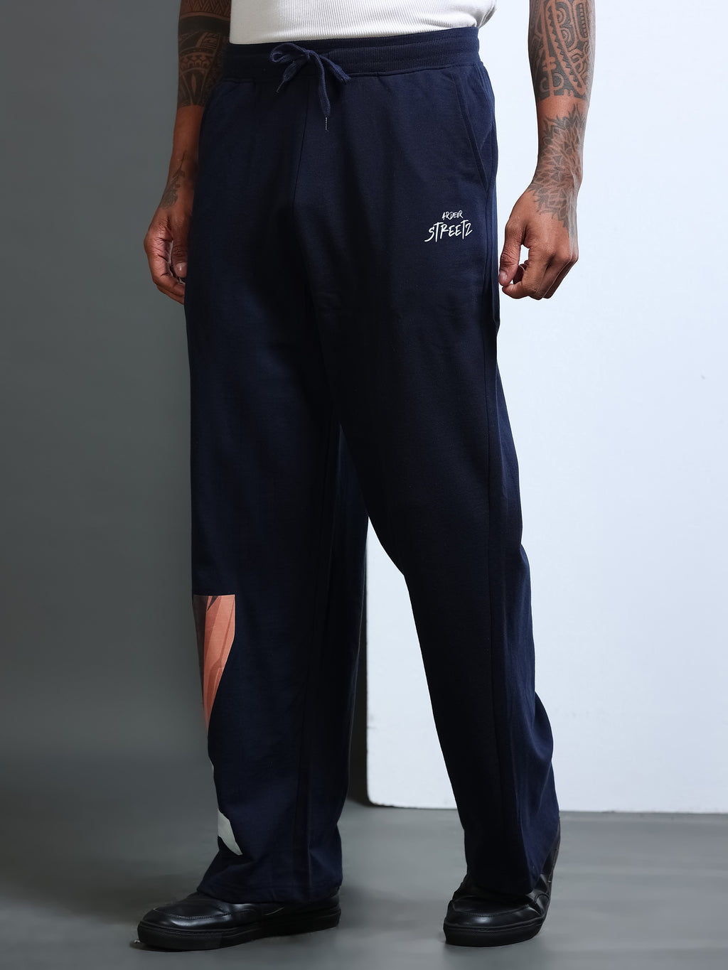 ARDEUR STREETZ Men Navy Cotton Blend Sneaker Graphic Baggy Fit Track Pants