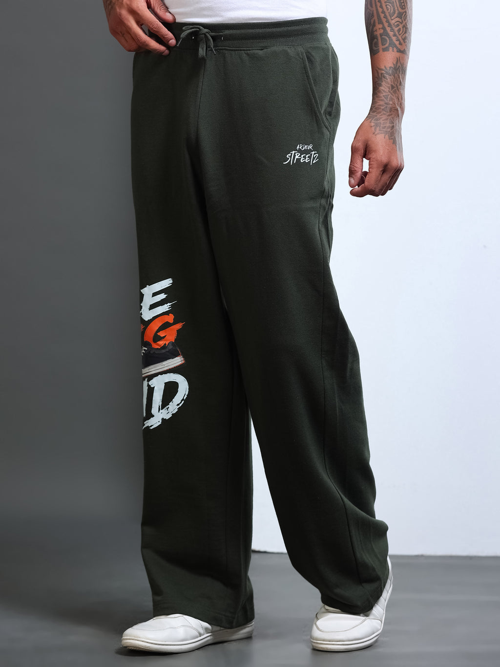 ARDEUR STREETZ Men Olive Cotton Blend LEGEND Printed Baggy Fit Track Pants
