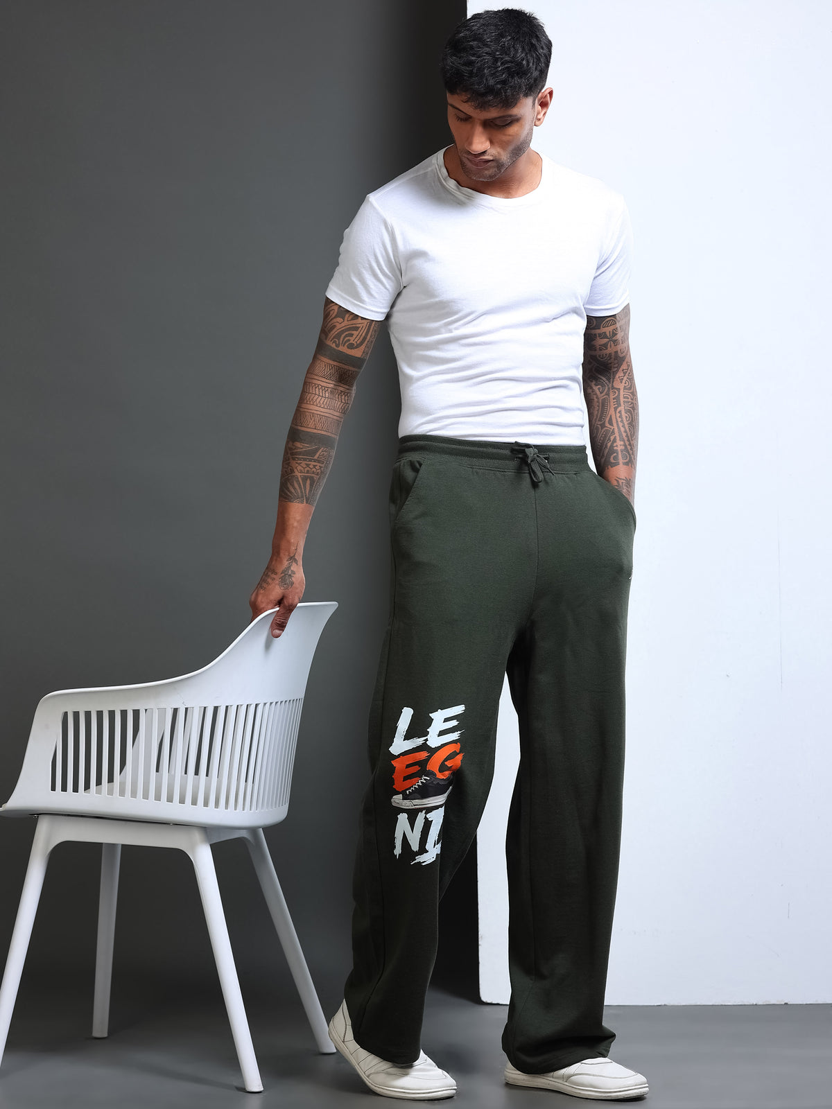 ARDEUR STREETZ Men Olive Cotton Blend LEGEND Printed Baggy Fit Track Pants