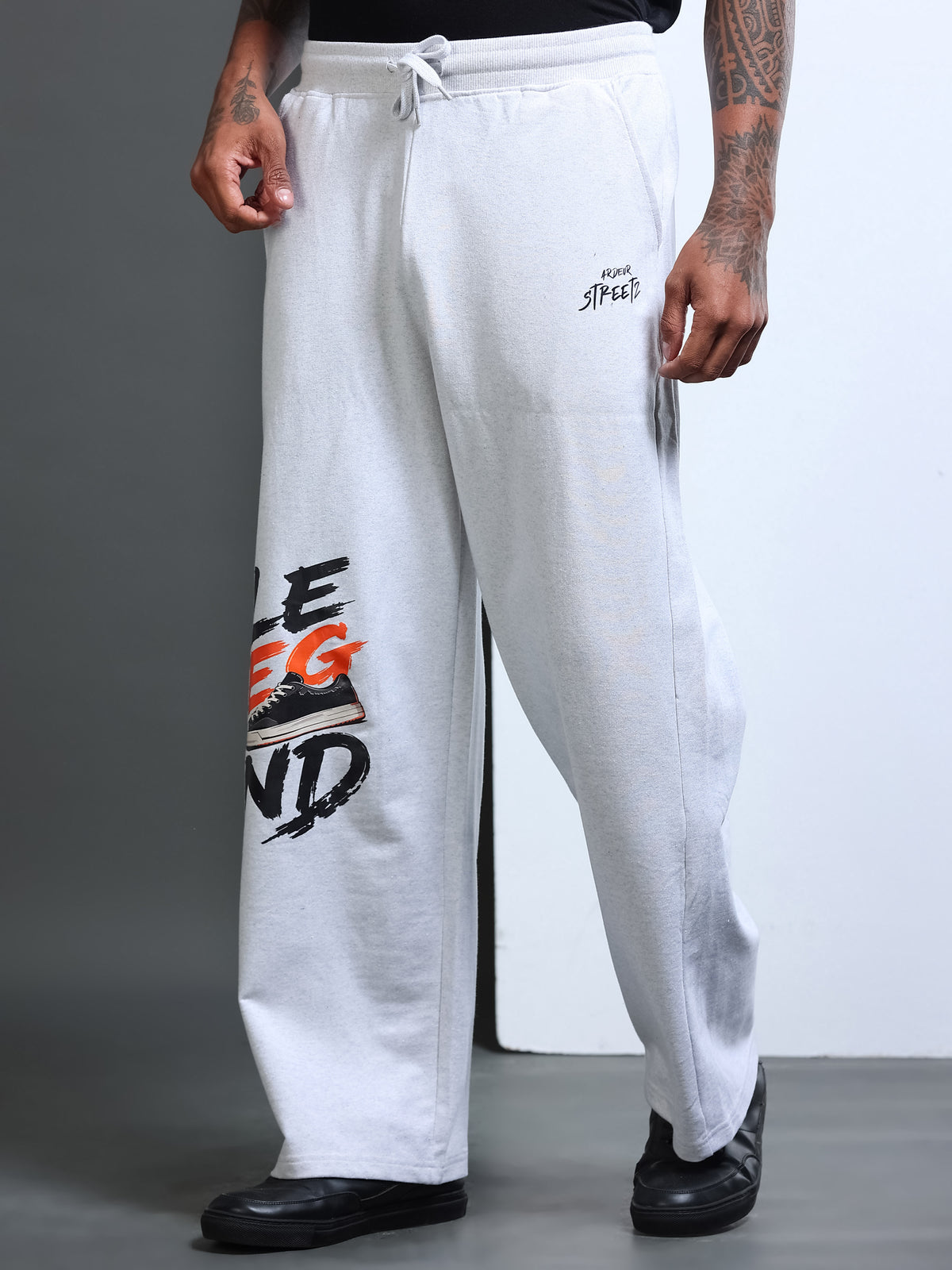 ARDEUR STREETZ Men White Melange Cotton Blend LEGEND Printed Baggy Fit Track Pants