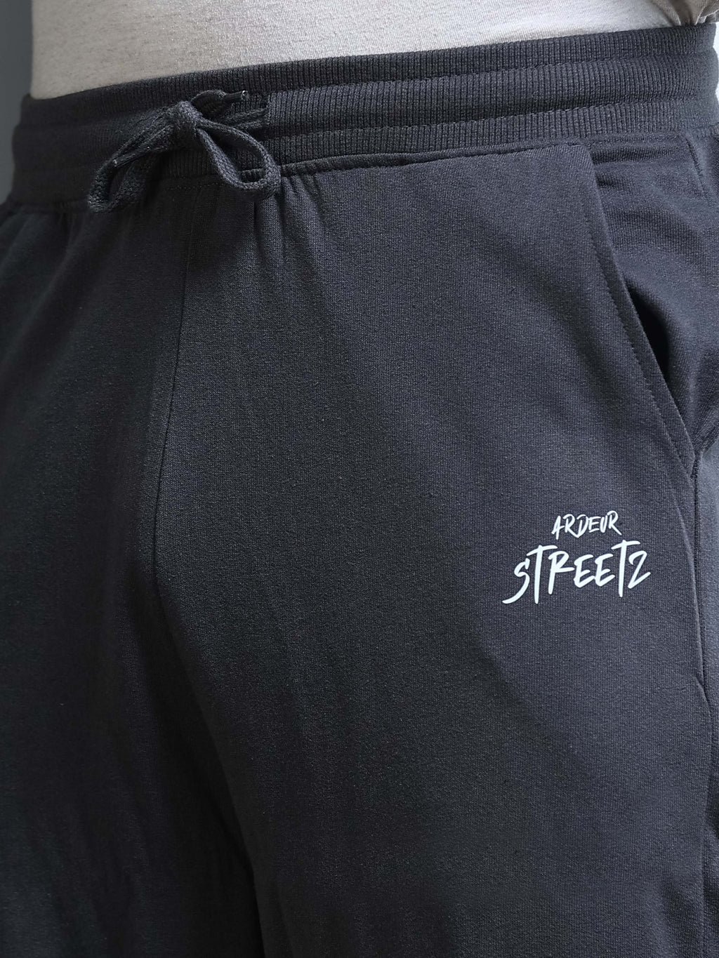 ARDEUR STREETZ Men Steel Grey Cotton Blend WE SCROLL THEY RULE Printed Baggy Fit Track Pants