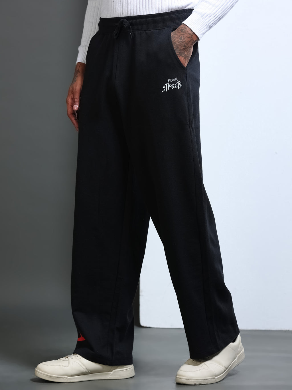 ARDEUR STREETZ Men Black Cotton Blend Have Fun Printed Baggy Fit Track Pants