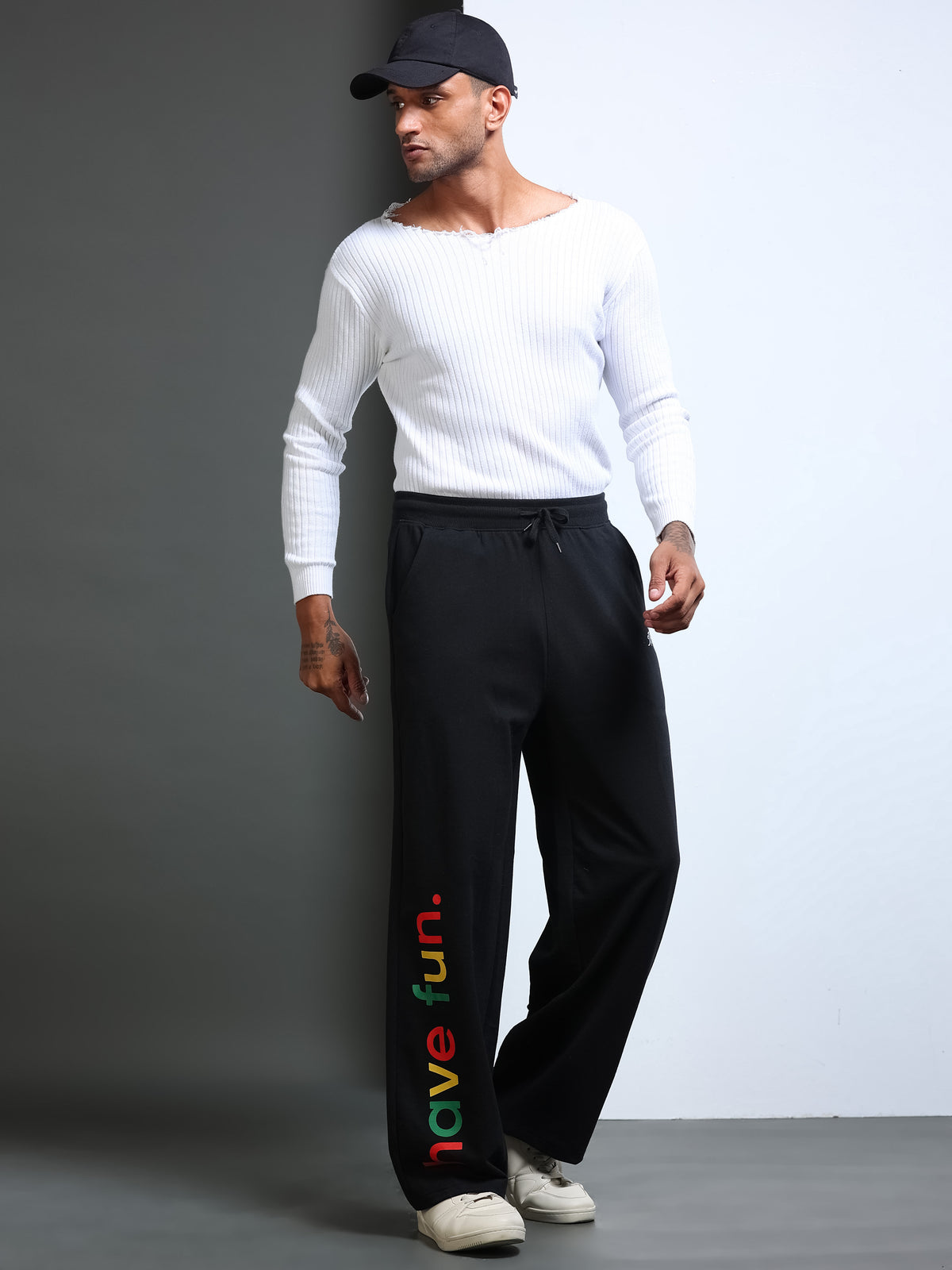 ARDEUR STREETZ Men Black Cotton Blend Have Fun Printed Baggy Fit Track Pants
