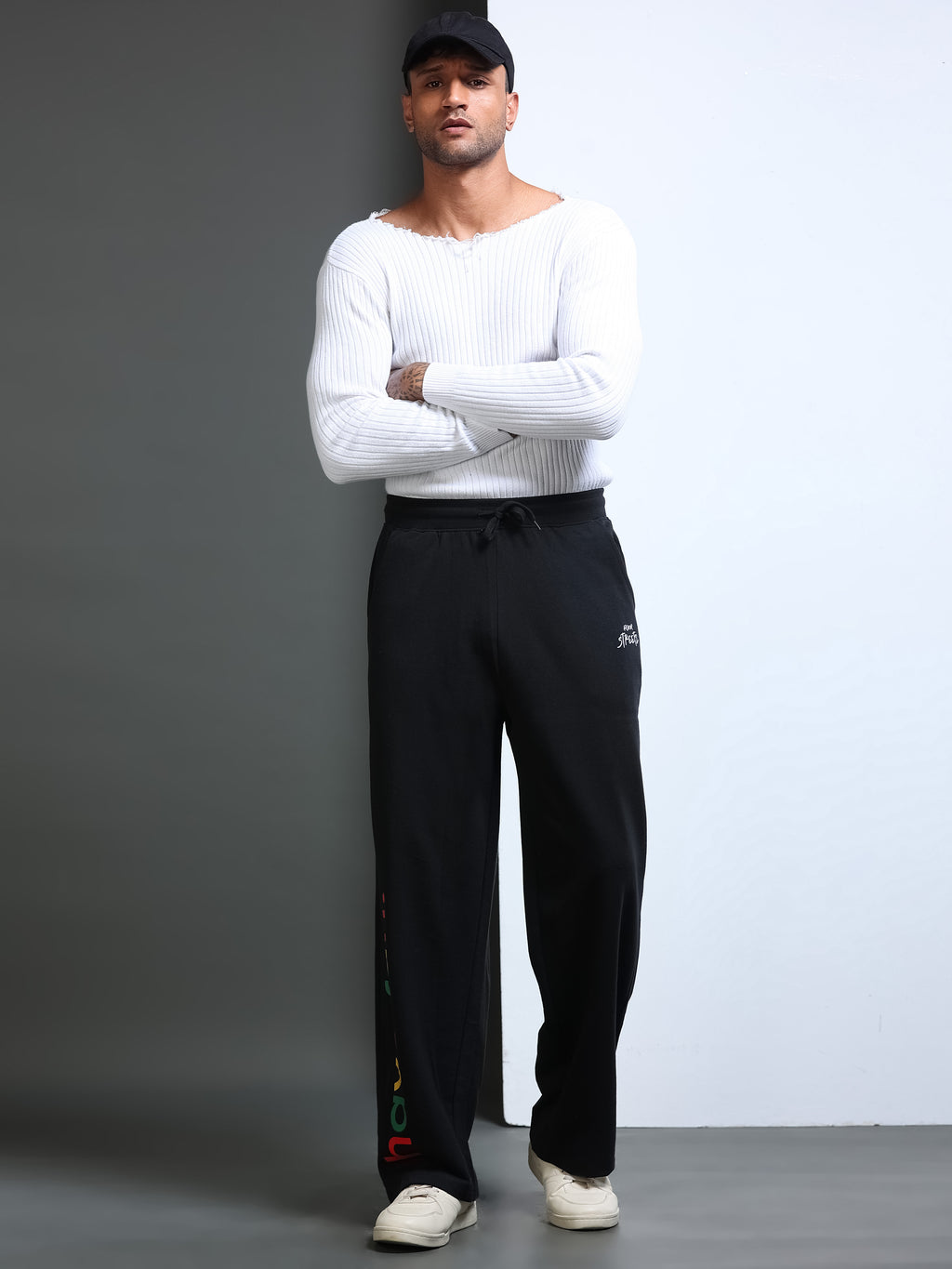 ARDEUR STREETZ Men Black Cotton Blend Have Fun Printed Baggy Fit Track Pants
