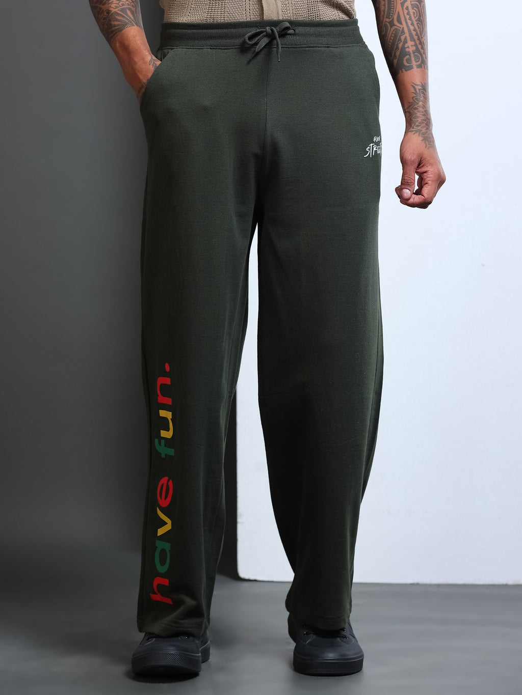 ARDEUR STREETZ Men Olive Cotton Blend Have Fun Printed Baggy Fit Track Pants