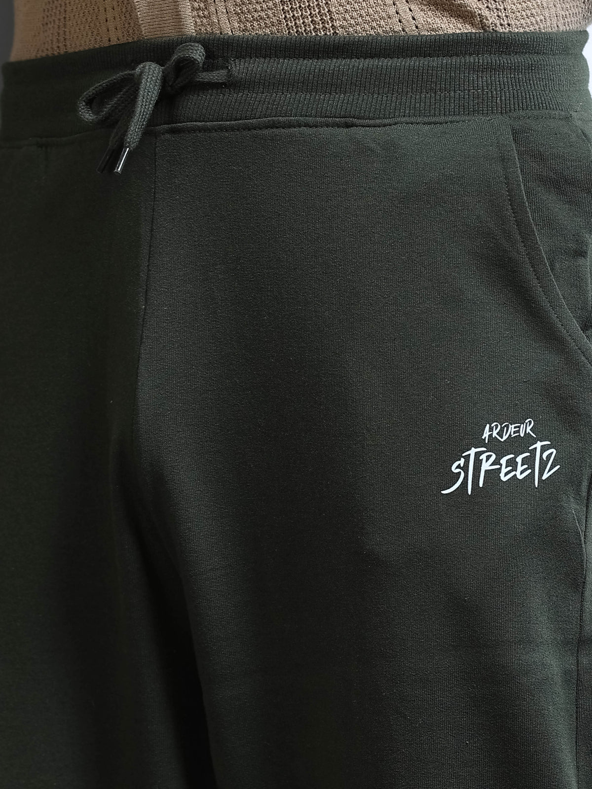 ARDEUR STREETZ Men Olive Cotton Blend Have Fun Printed Baggy Fit Track Pants