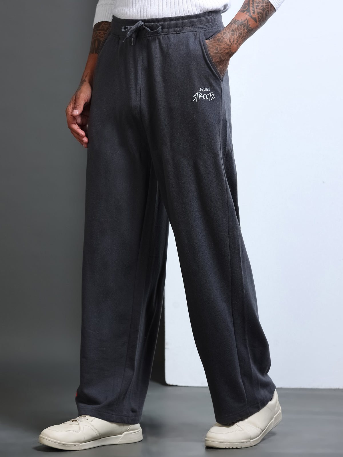 ARDEUR STREETZ Men Steel Grey Cotton Blend Have Fun Printed Baggy Fit Track Pants