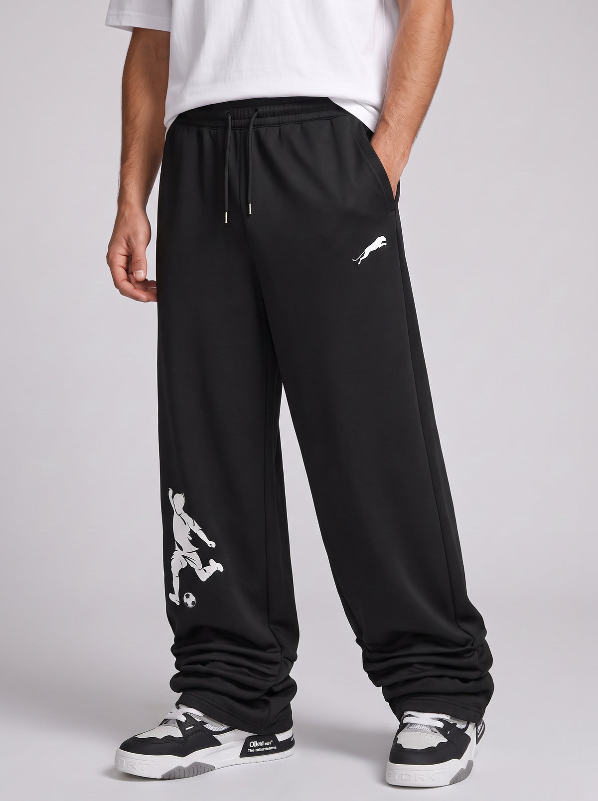 ARDEUR ZEAL IN YOU Mens Black Cotton Blend Football Printed Baggy Fit Track Pants