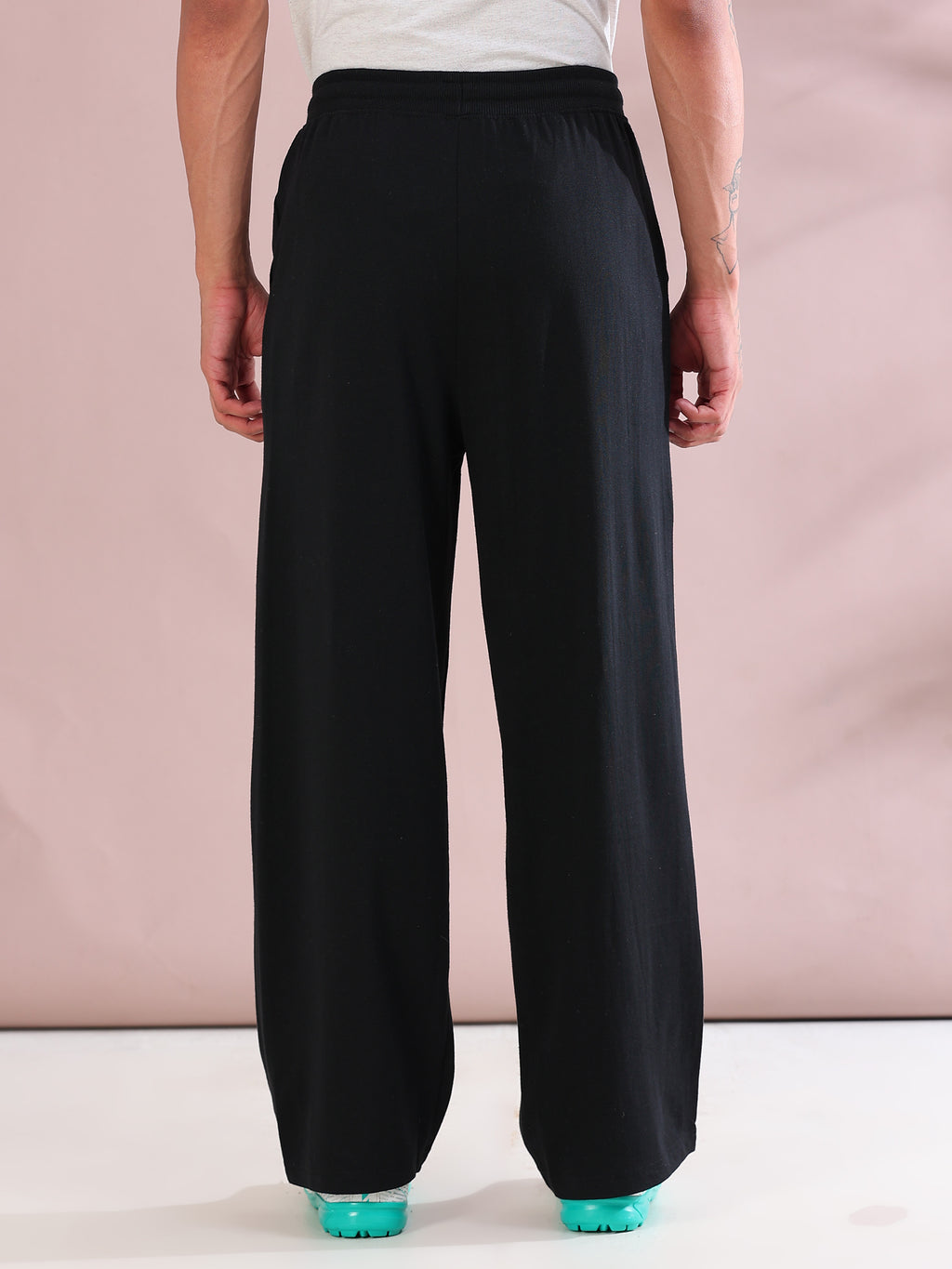 ARDEUR ZEAL IN YOU Mens Black Cotton Blend Don't Sit Get Fit Printed Baggy Fit Track Pants
