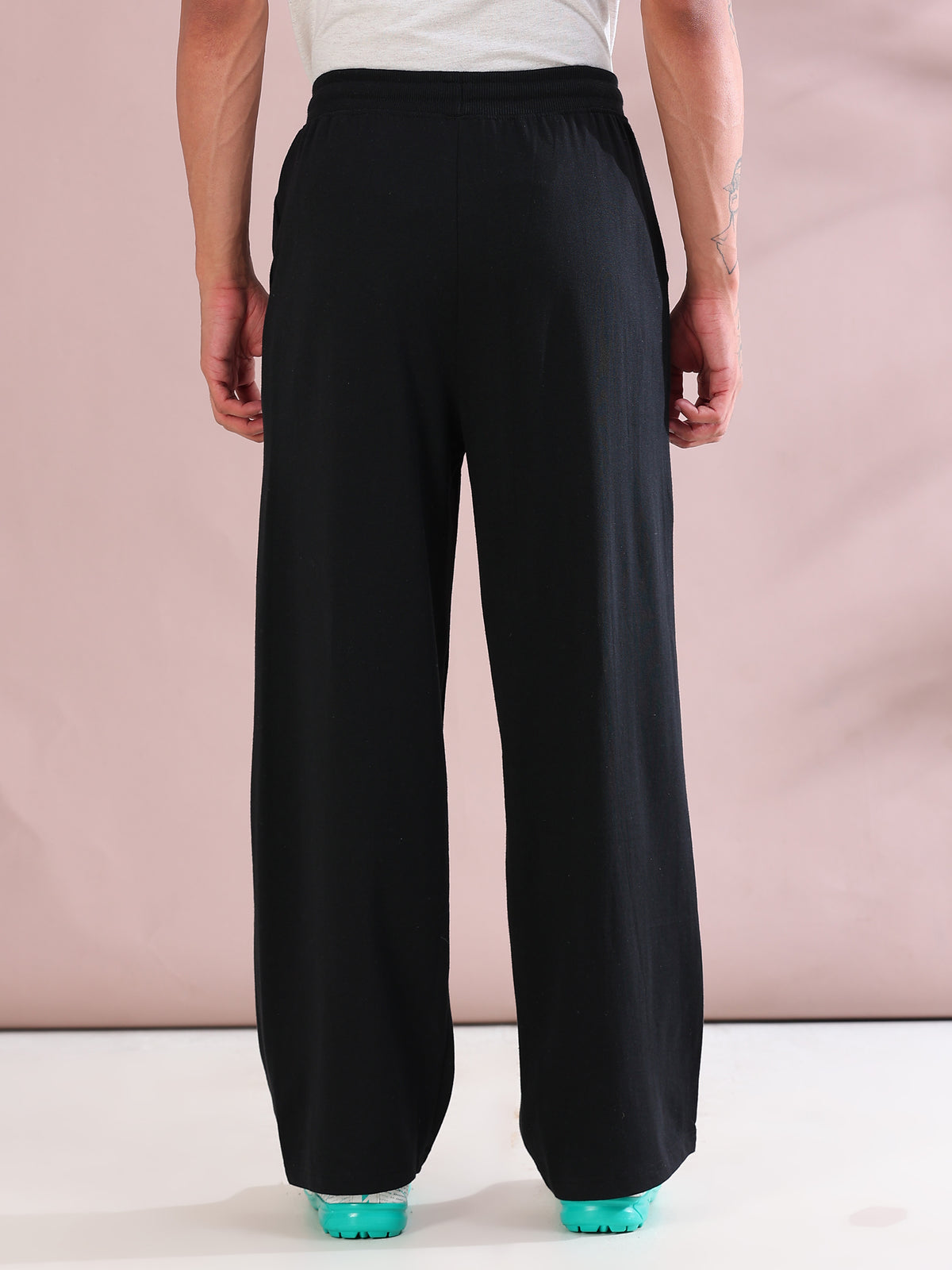 ARDEUR ZEAL IN YOU Mens Black Cotton Blend Don't Sit Get Fit Printed Baggy Fit Track Pants