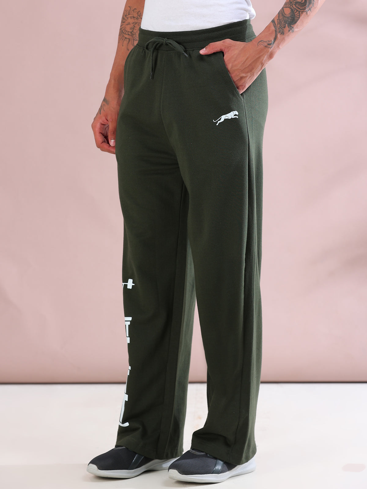 ARDEUR ZEAL IN YOU Mens Olive Cotton Blend Don't Sit Get Fit Printed Baggy Fit Track Pants