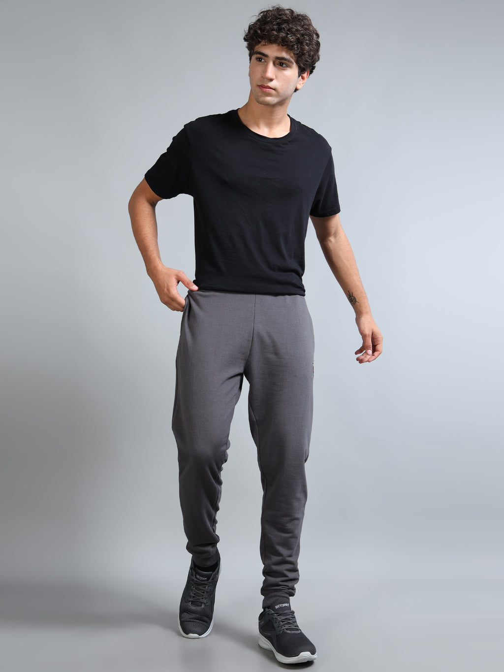 ARDEUR ZEAL IN YOU Men Steel Grey Self Design Mid-Rise Joggers
