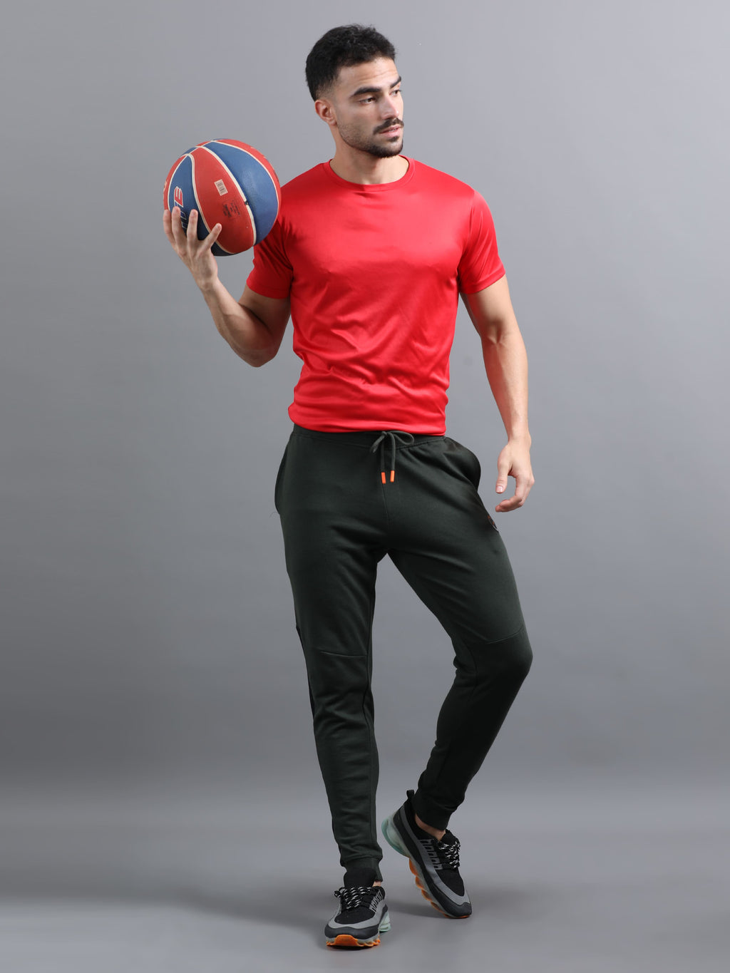 ARDEUR ZEAL IN YOU Men Olive Printed Mid-Rise Joggers