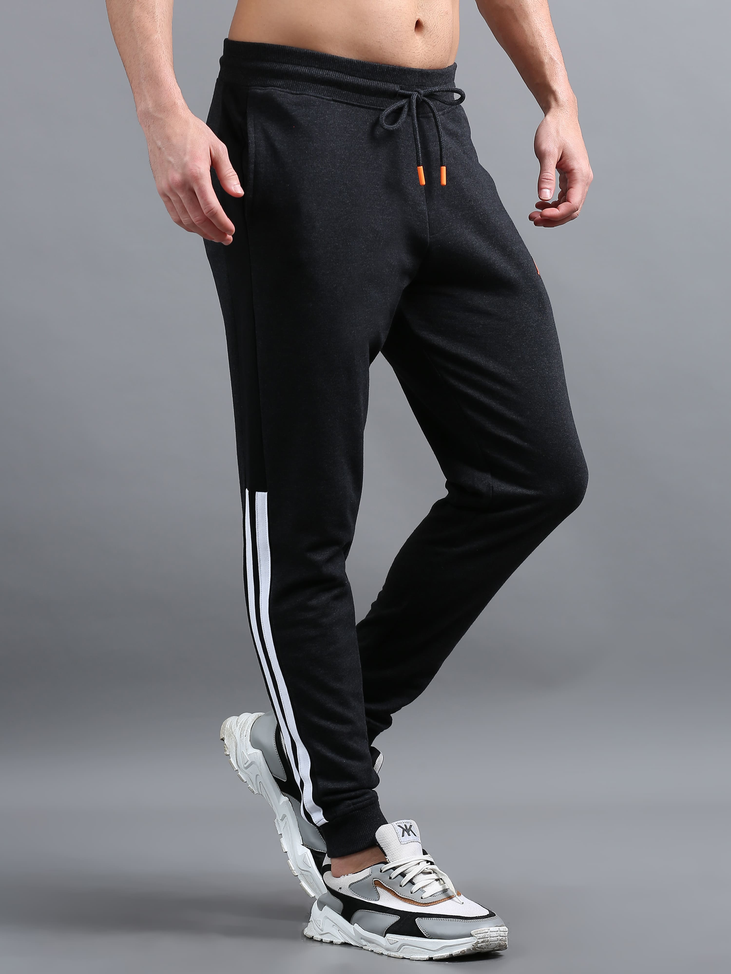 ARDEUR ZEAL IN YOU Men Charcoal Printed Mid-Rise Joggers