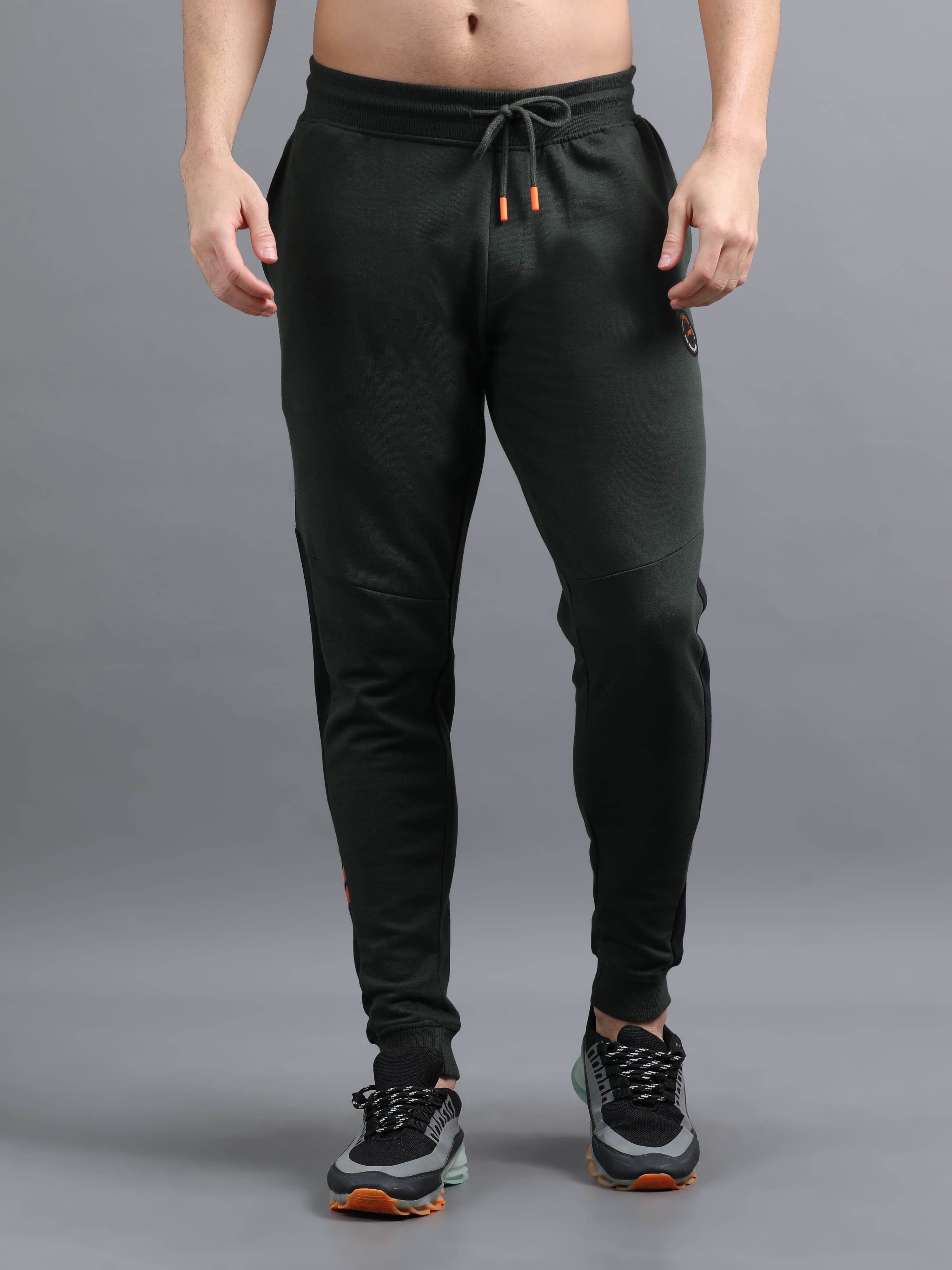 ARDEUR ZEAL IN YOU Men Olive Printed Mid-Rise Joggers